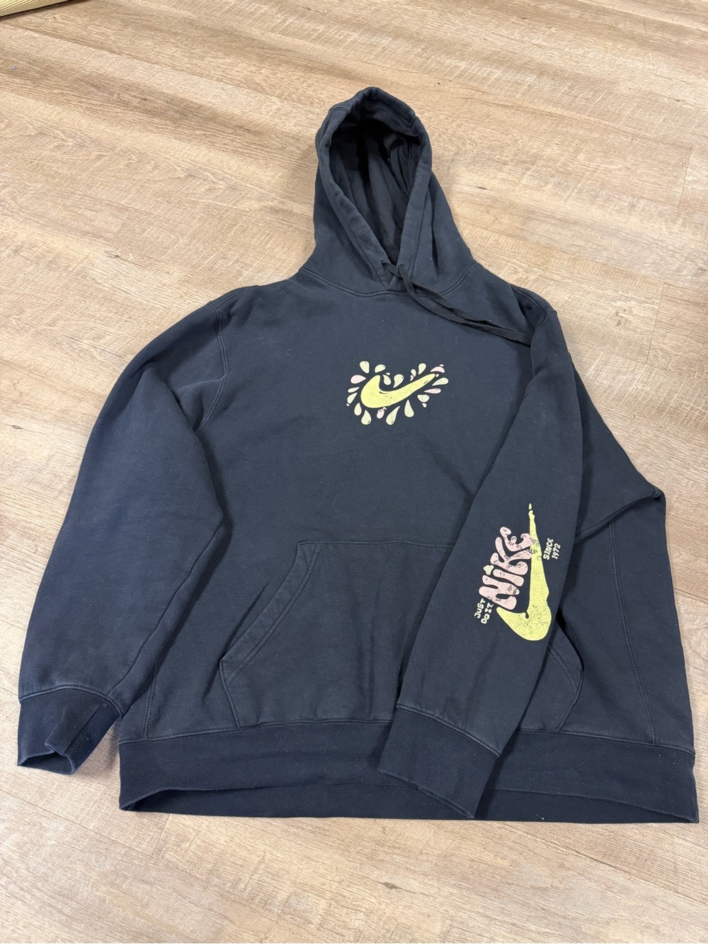Nike Black Pullover Hoodie with White Logo Tag